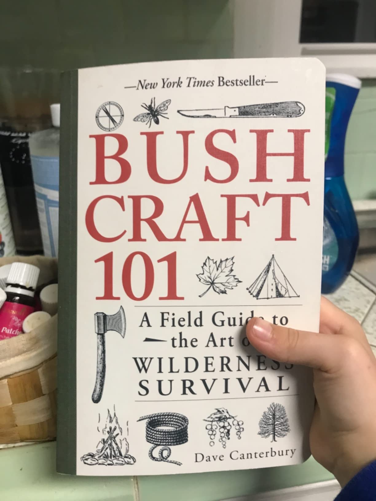 Bushcraft 101: A Field Guide to the Art of Wilderness Survival (Bushcraft Survival Skills Series) customer photo 1