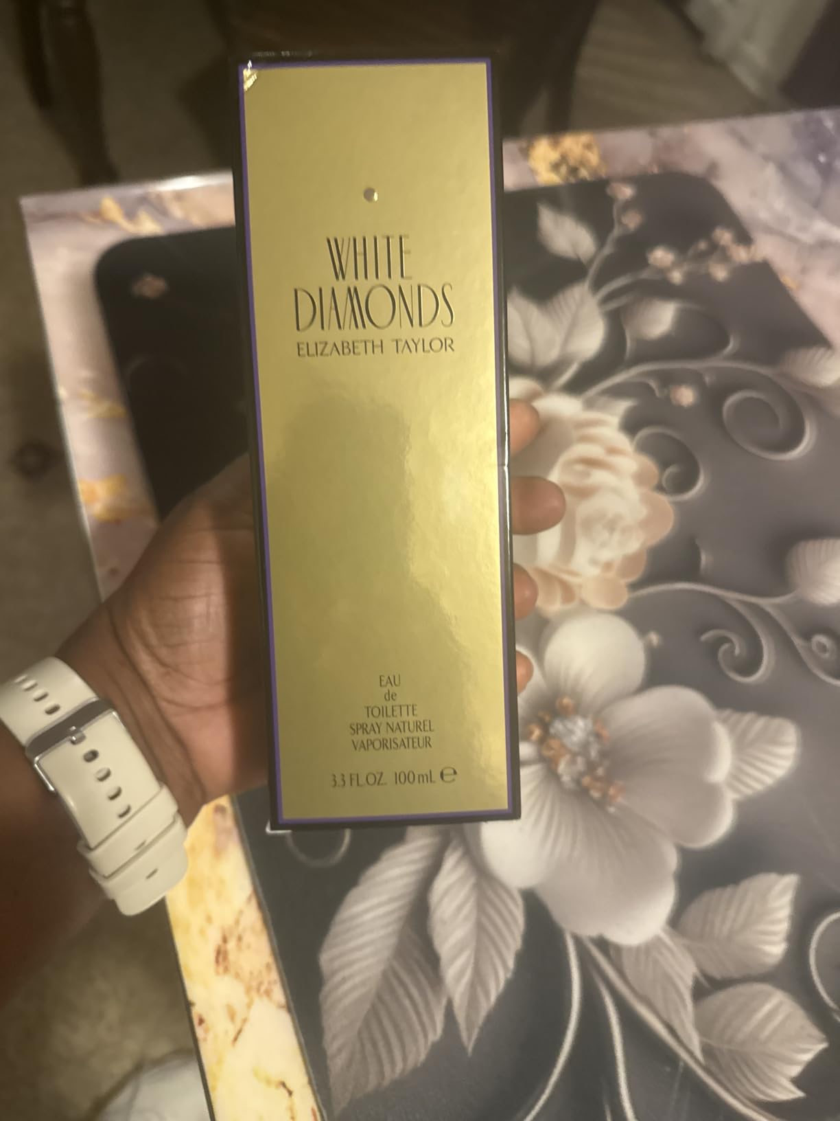 Elizabeth Taylor White Diamonds Eau de Toilette for Women, 3.3 fl oz customer photo 2