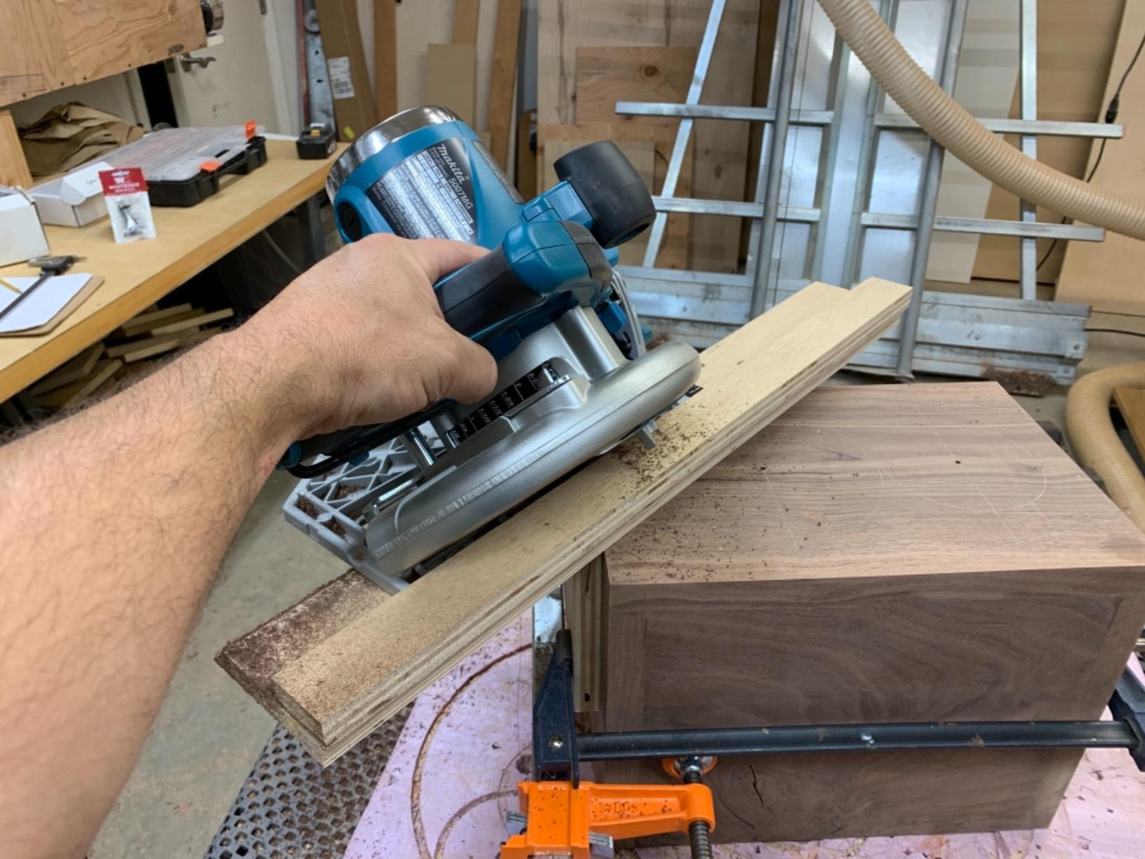 Makita 5007Mg Magnesium 7-1/4-Inch Circular Saw customer photo 1