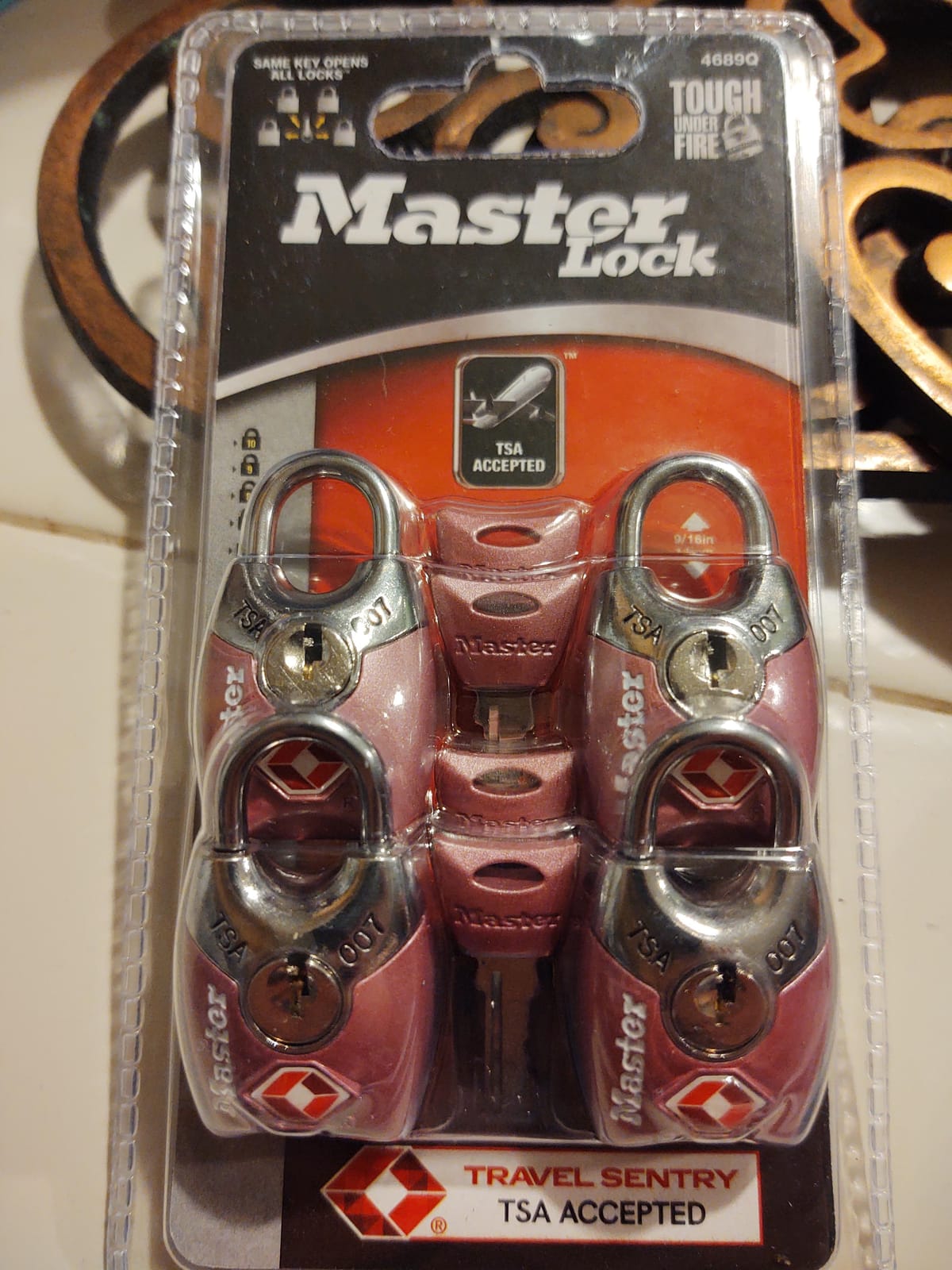 Master Lock 4689T TSA Approved Keyed Lock, 2 Pack, Colors May Vary customer photo 2