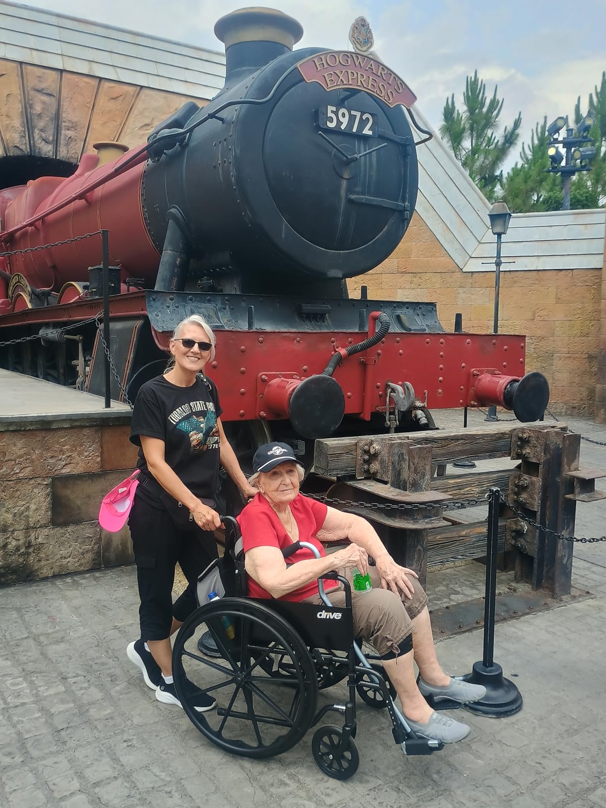 Drive Medical Silver Sport 1 Folding Transport Wheelchair, Black customer photo 1