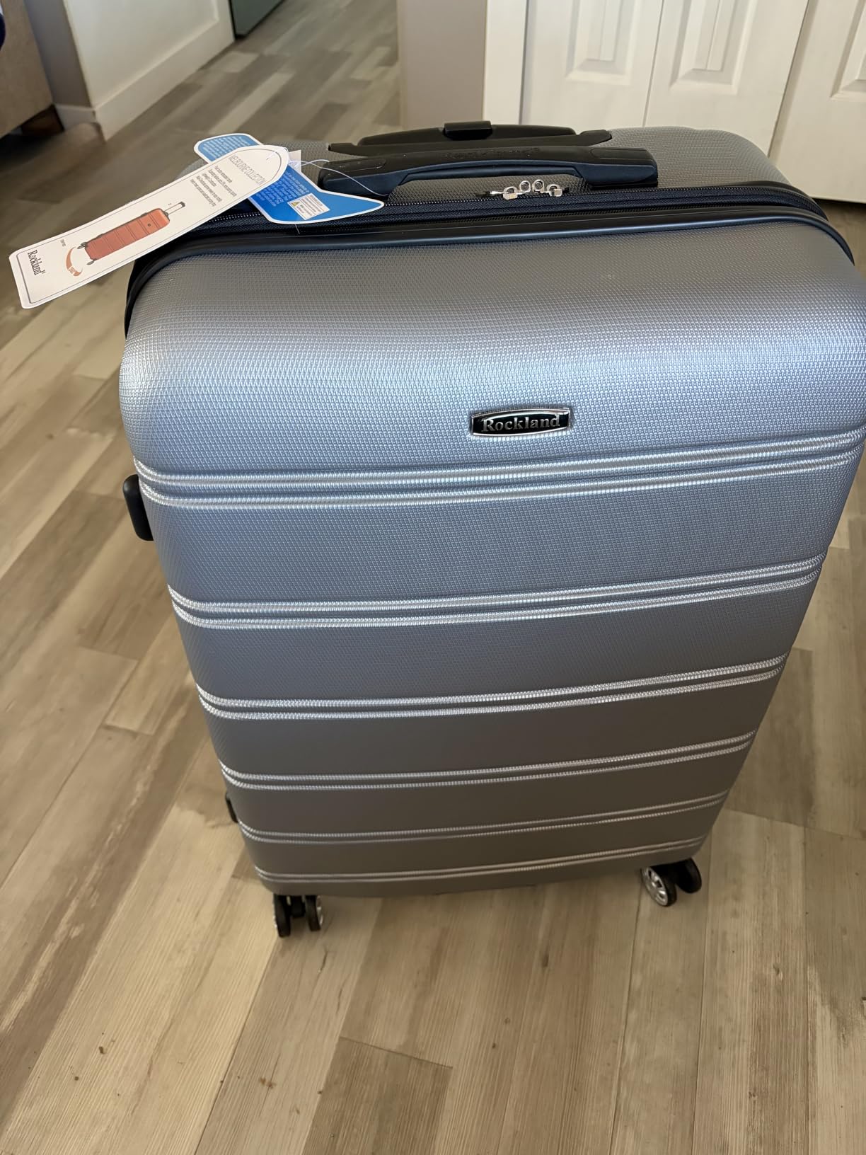 Rockland Melbourne Hardside 3 Piece Expandable Spinner Wheel Luggage Set, (20