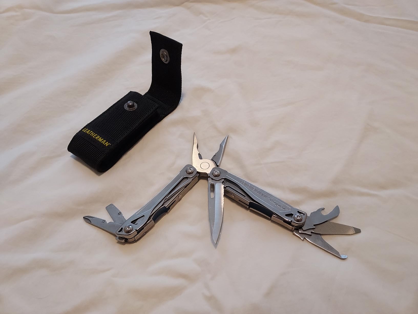 LEATHERMAN Wingman Multi-Tool, Spring-Action Pliers and Scissors, Stainless customer photo 2