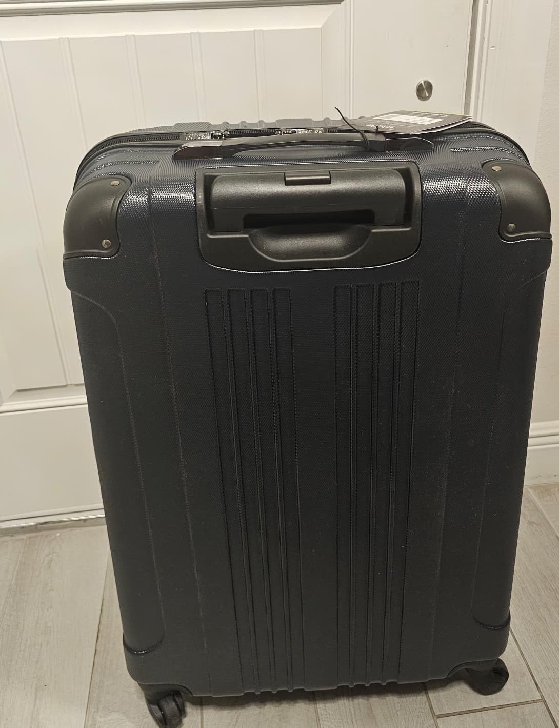 Kenneth Cole REACTION Out of Bounds Lightweight Hardshell 4-Wheel Spinner Luggage, Cobalt Blue, 20-Inch Carry On customer photo 2
