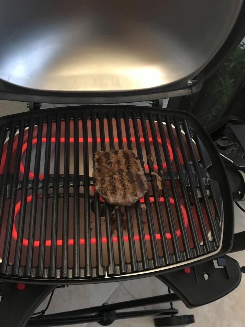 Weber® Q 1400 Portable Grill, Electric Grill, Gray customer photo 2
