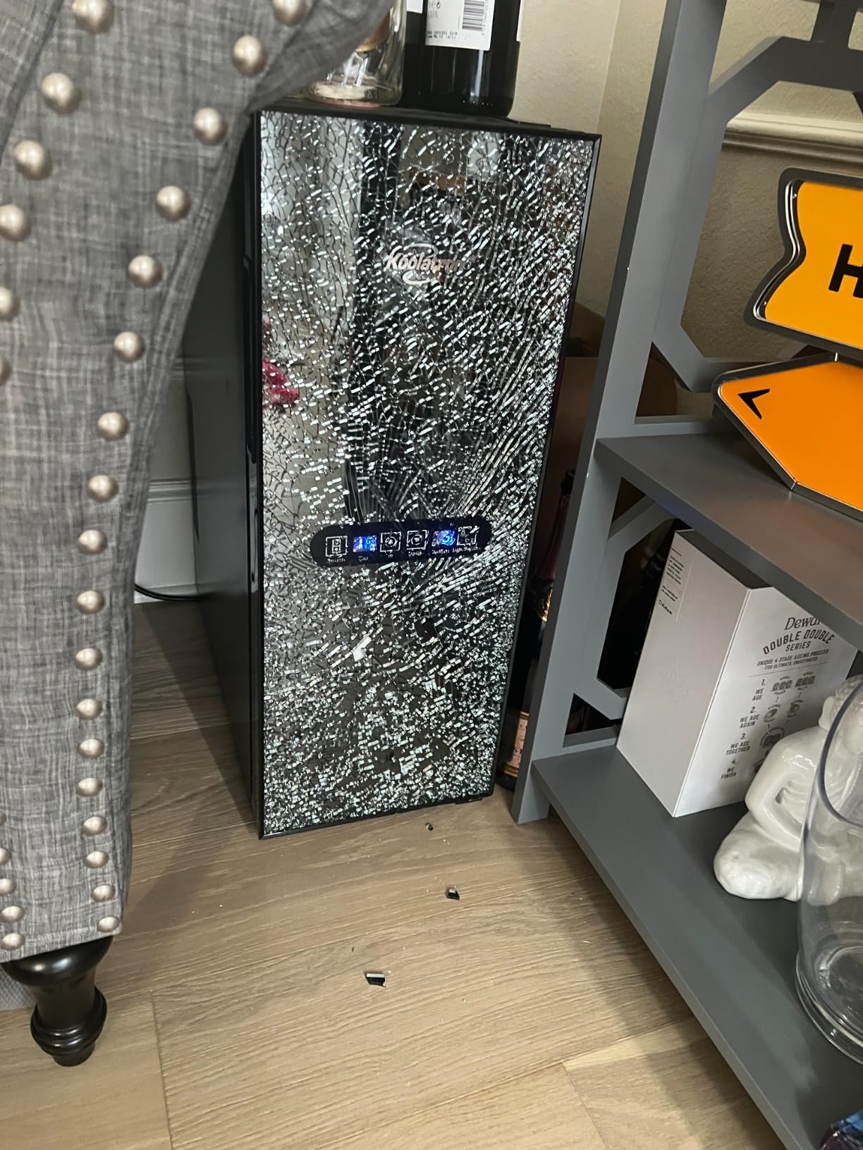 Koolatron Urban Series 20 Bottle Wine Cooler, Black Thermoelectric Wine Fridge, Freestanding Wine Refrigerator for Home Bar, Small Kitchen, Apartment, Condo, Cottage, RV customer photo 1