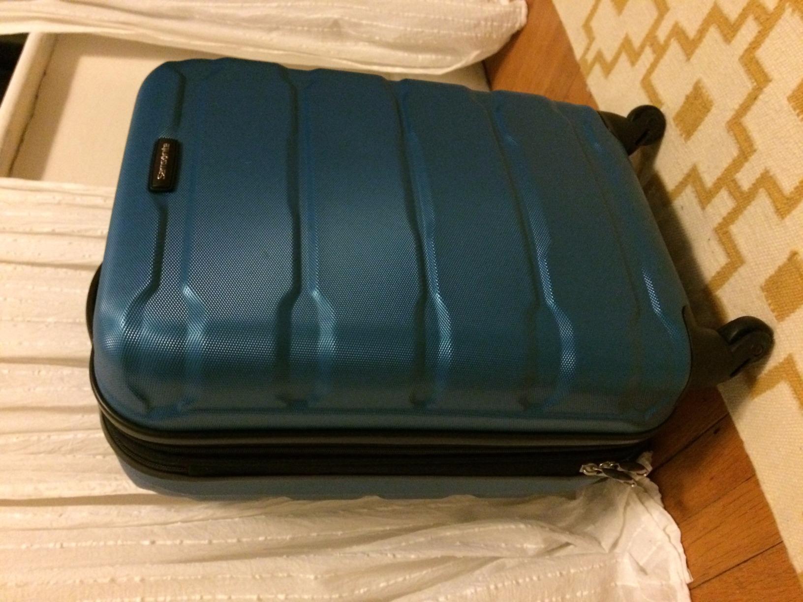 Samsonite Omni PC Hardside Expandable Luggage with Spinner Wheels, Teal, Checked-Large 28-Inch customer photo 2
