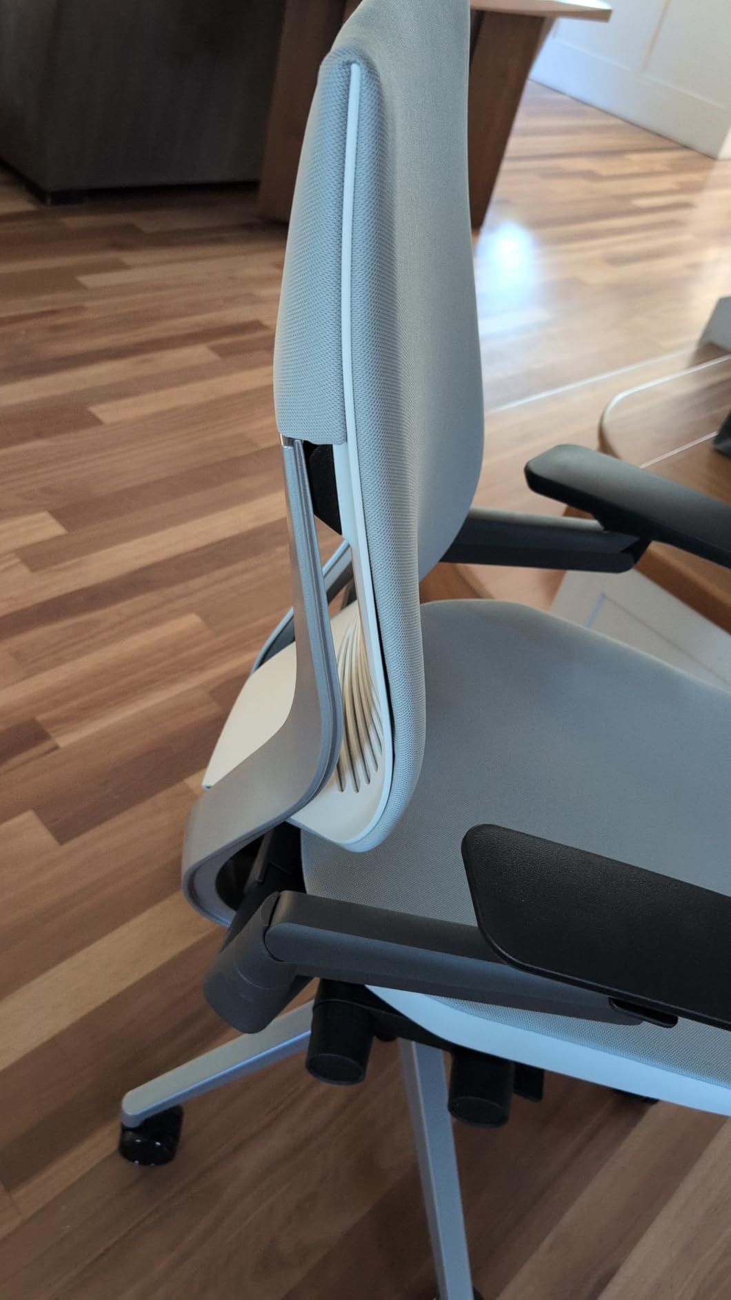 Steelcase Gesture Office Chair - Ergonomic Work Chair with Wheels for Carpet - Comfortable - Intuitive-to-Adjust for Desk - 360-Degree Arms - Licorice Fabric customer photo 2