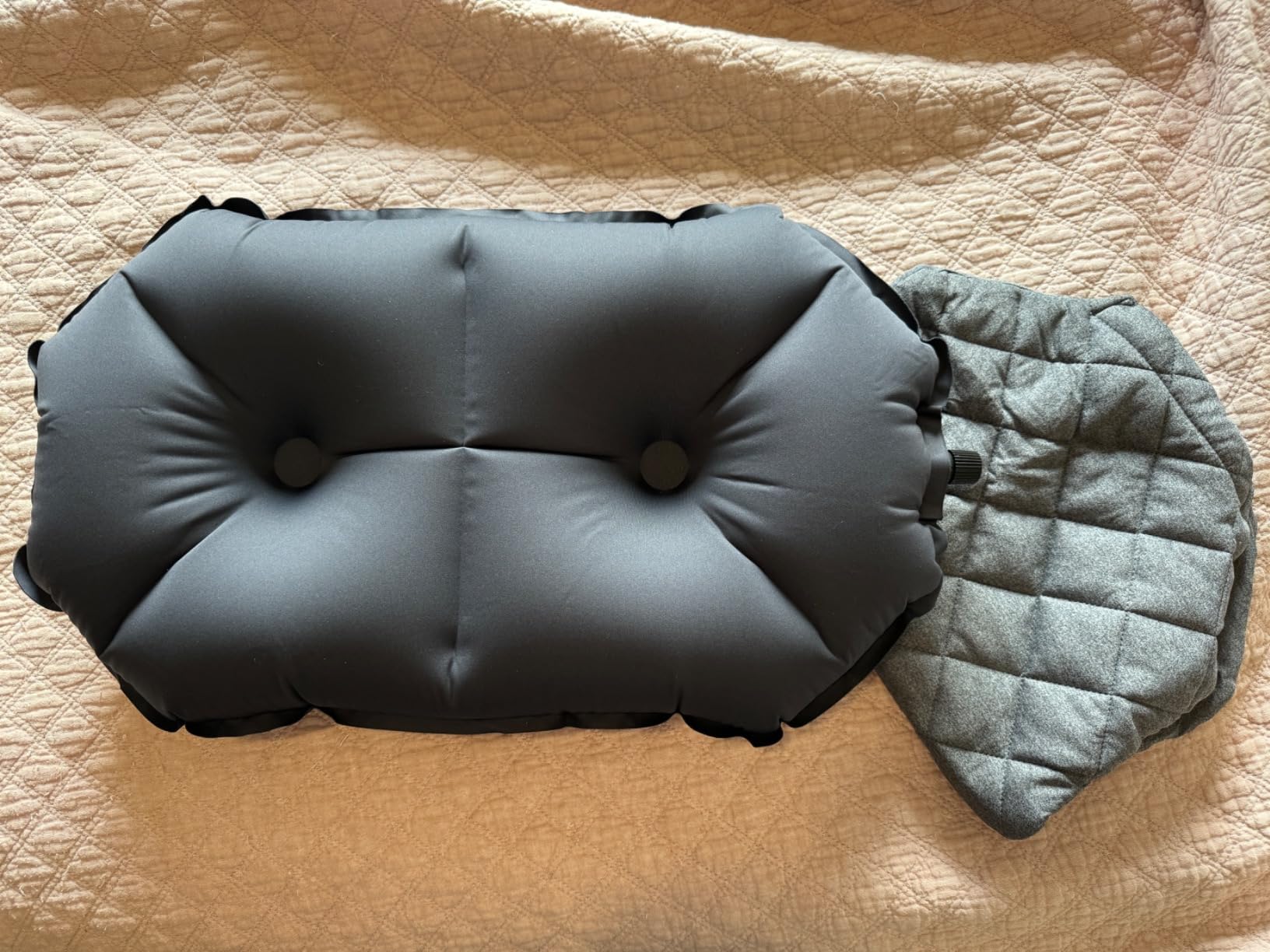 Klymit Luxe Travel Pillow, Lightweight Inflatable Hybrid Airplane, Backpacking, Hammock, and Camping Pillow, Grey customer photo 1