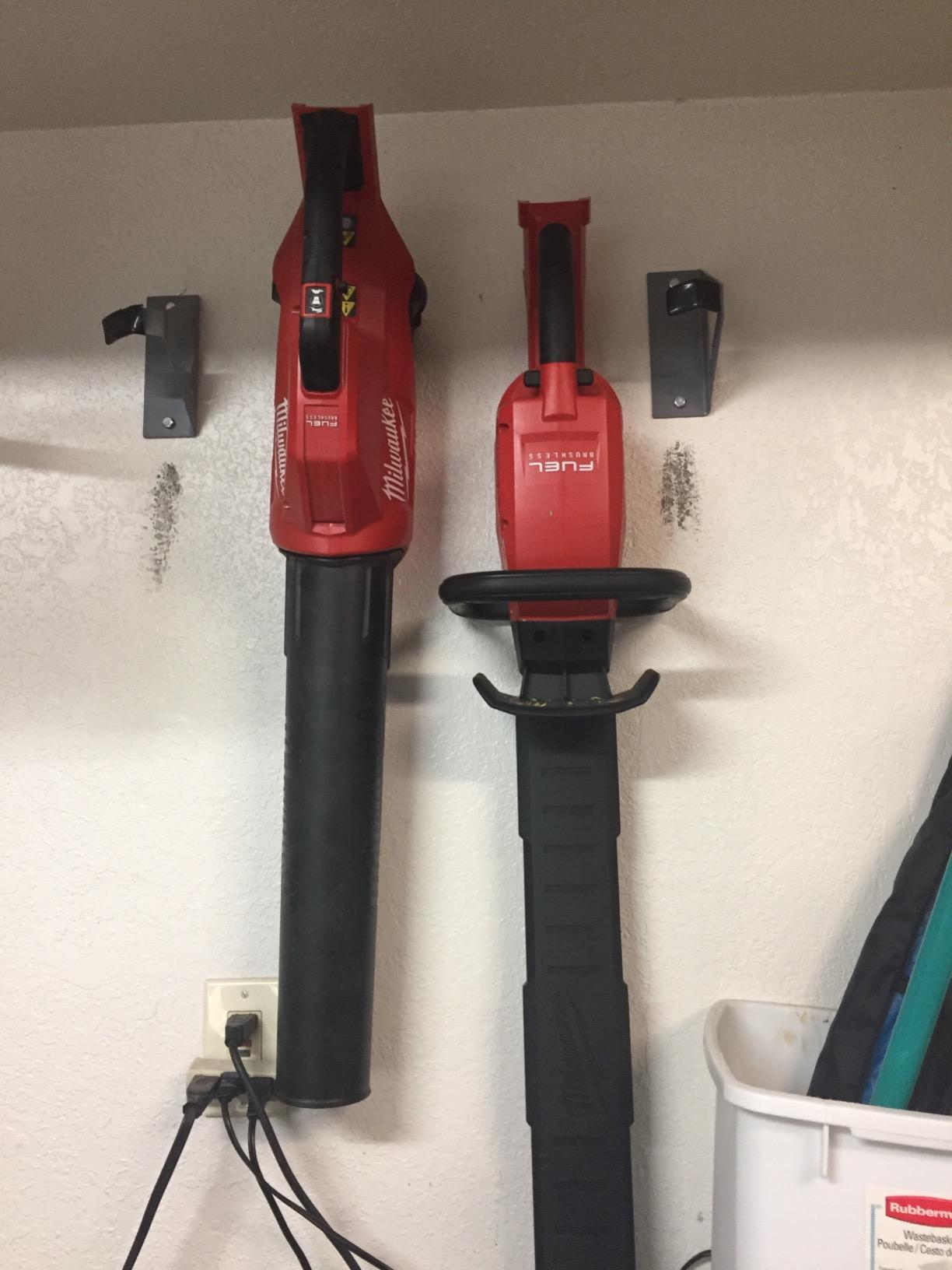 Milwaukee Electric Tools 2726-20 FUEL Hedge Trimmer customer photo 1