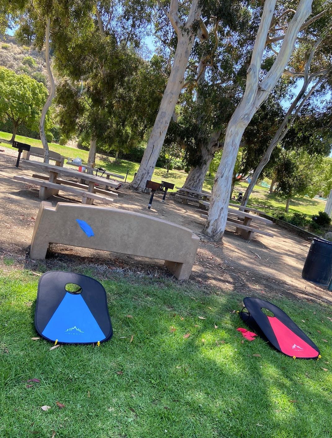Himal Outdoors Portable Cornhole Board Set, Foldable 3 x 2 Ft customer photo 1