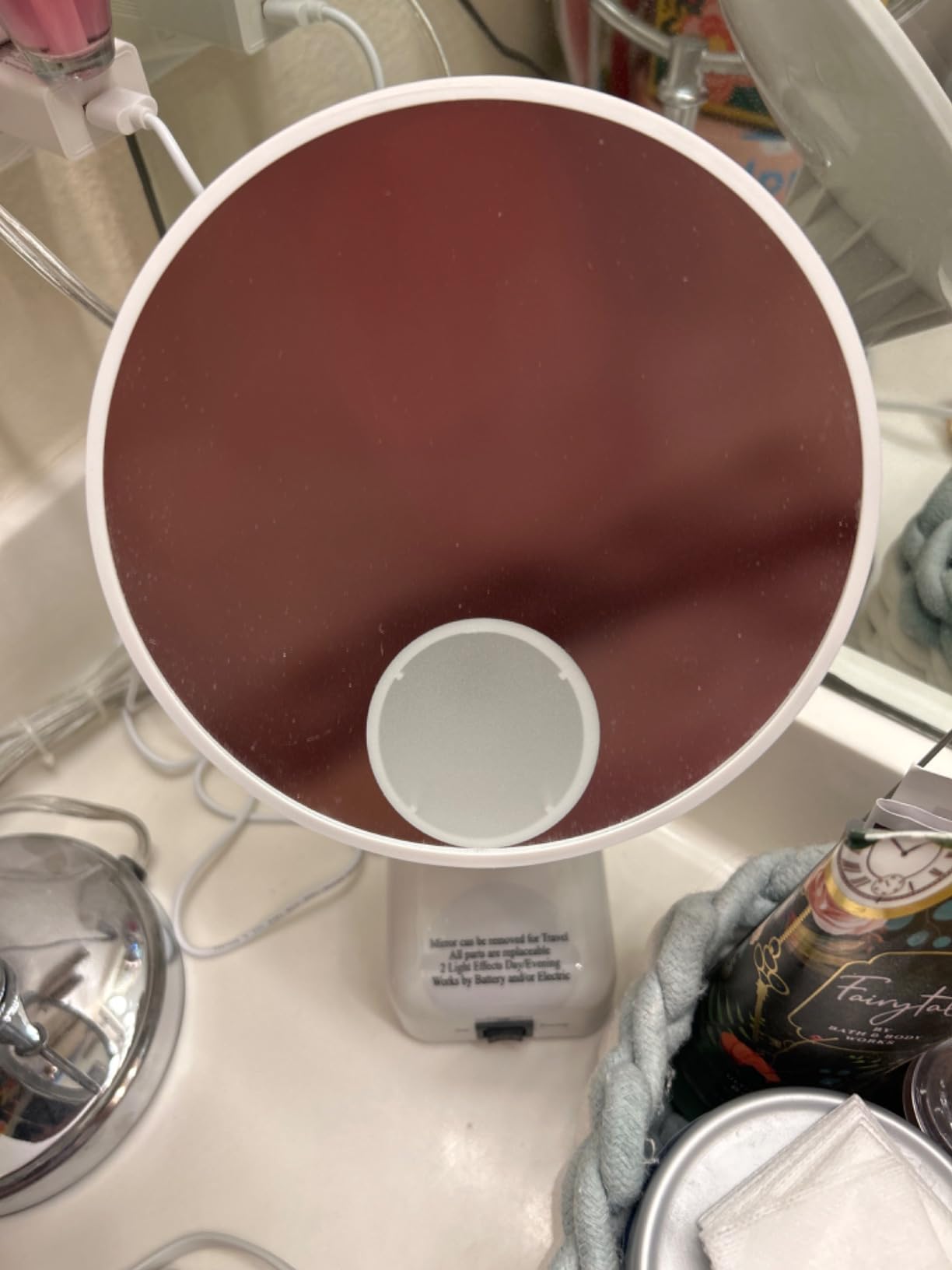 Floxite FL-615-2 15X Magnifying Mirror with Light customer photo 2
