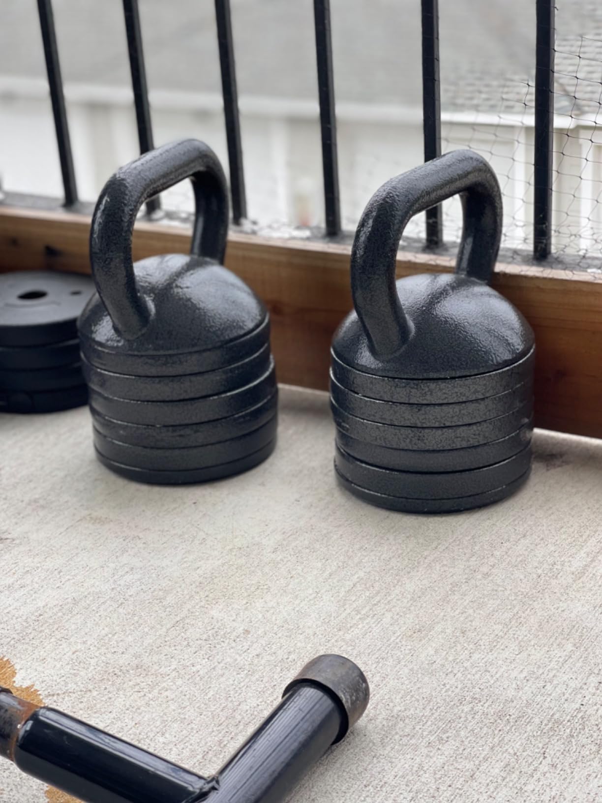 Apex 20 lb Adjustable Kettlebell Handle Loads to 50 lbs 1 Inch Plates Only customer photo 2