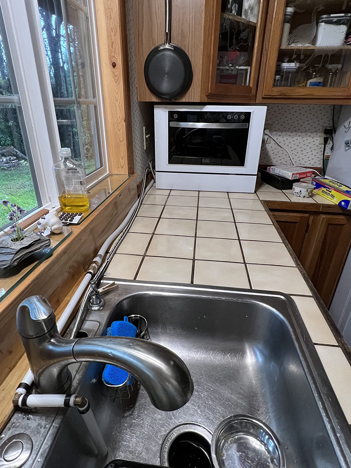 BLACK+DECKER Countertop Dishwasher, Energy Star Certified, BCD6W, White customer photo 1
