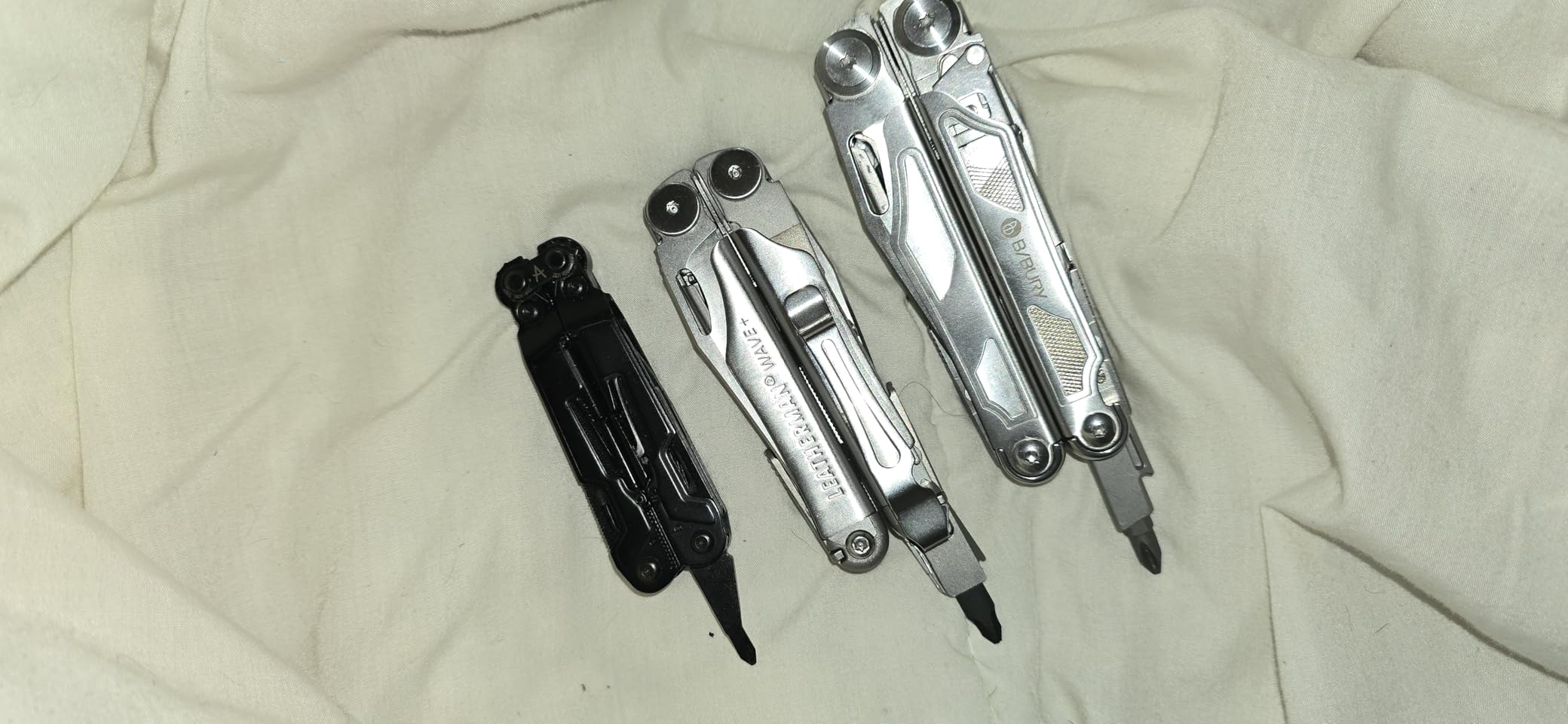 LEATHERMAN Wave Plus 18-in-1 Multi-Tool, DIY and Outdoors, Stainless Steel customer photo 2