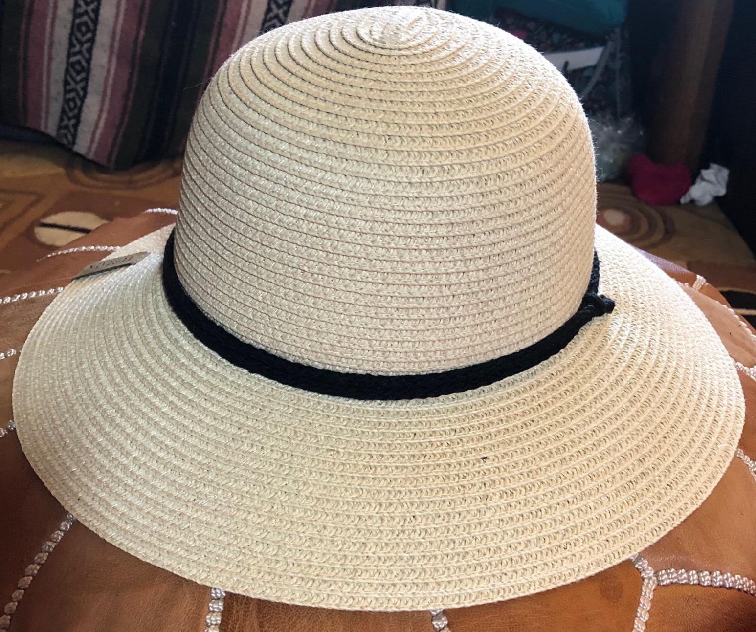 FURTALK Womens Wide Brim Sun Hat with Wind Lanyard UPF Summer Straw Sun Hats for Women customer photo 1