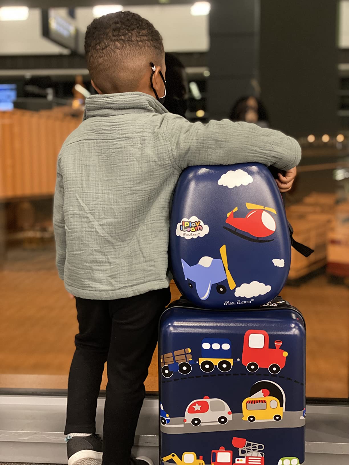 iPlay, iLearn Airplane Kids Luggage, 18