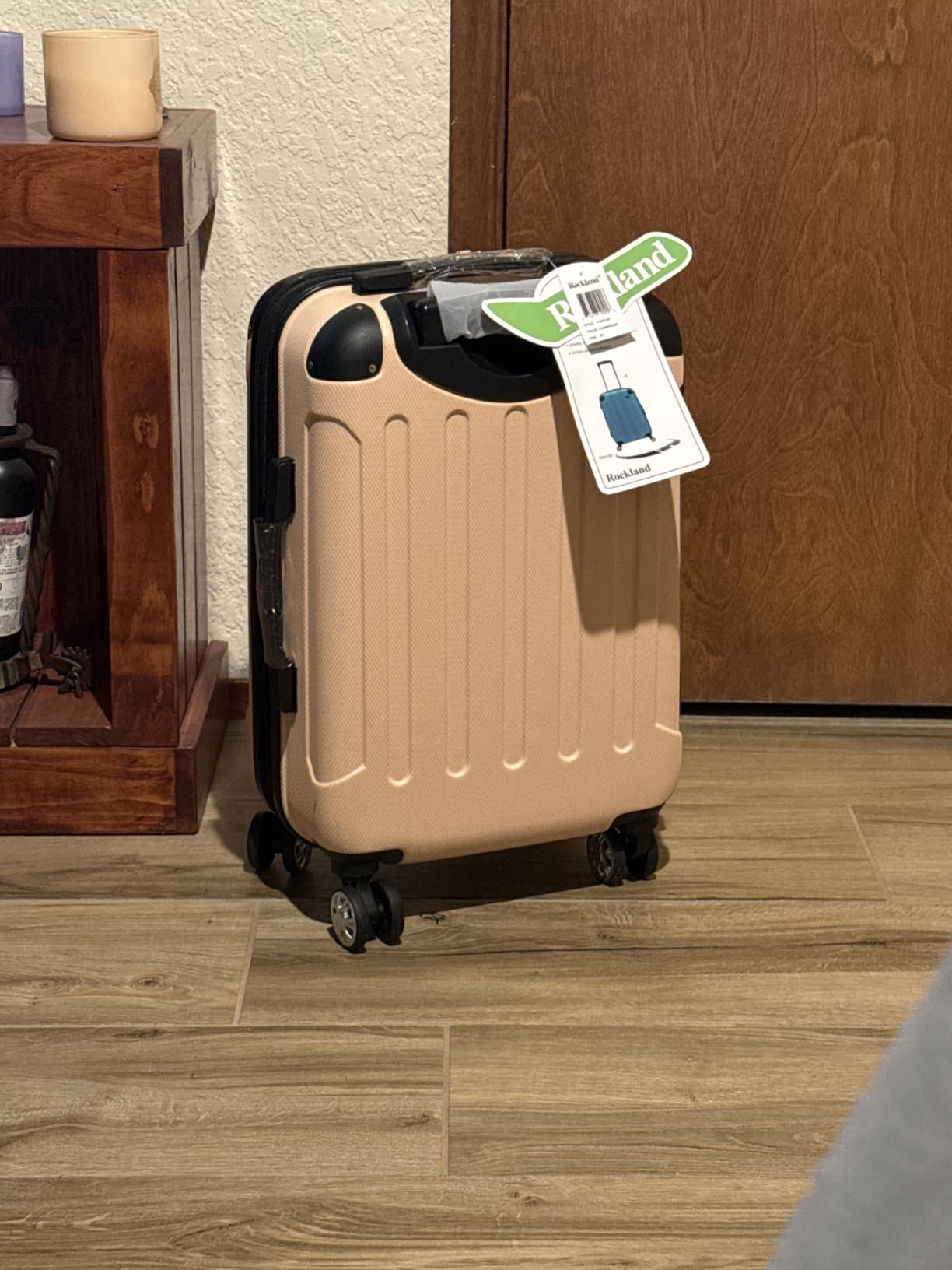 Rockland London Hardside Spinner Wheel Luggage, Champagne, Carry-On 20-Inch, 22