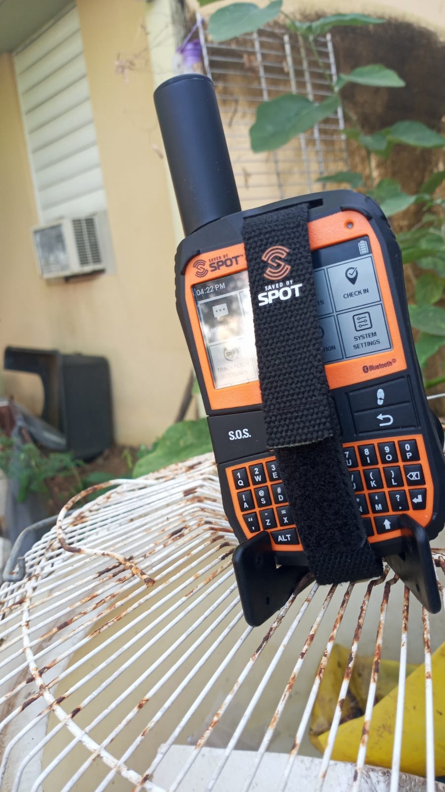 Spot X with Bluetooth 2-Way Satellite Messenger customer photo 2