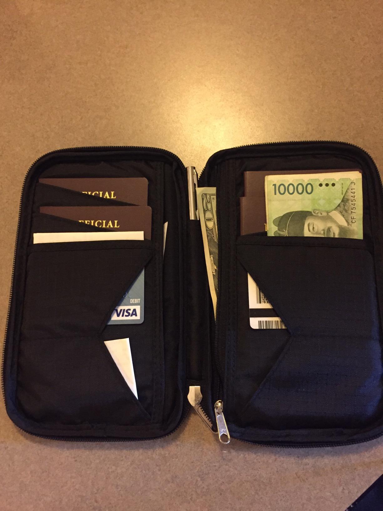 Zero Grid RFID Passport Holder for Passports & Cards, Zippered, Grey customer photo 2