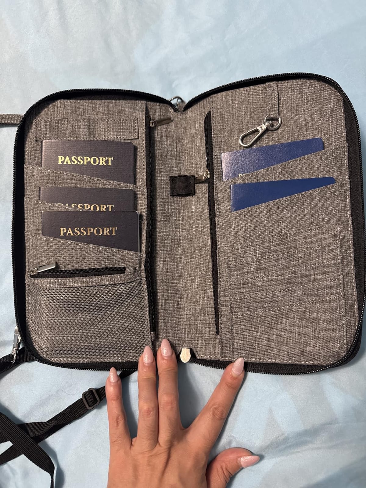 Valante Premium Family Travel Document Organizer Capacious RFID Passport Holder Wallet (Large, gray) customer photo 2