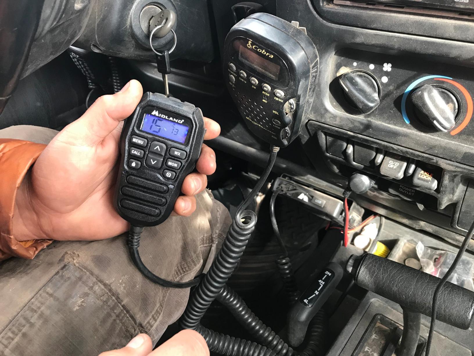 Midland MXT275 15W MicroMobile GMRS Two-Way Radio customer photo 2