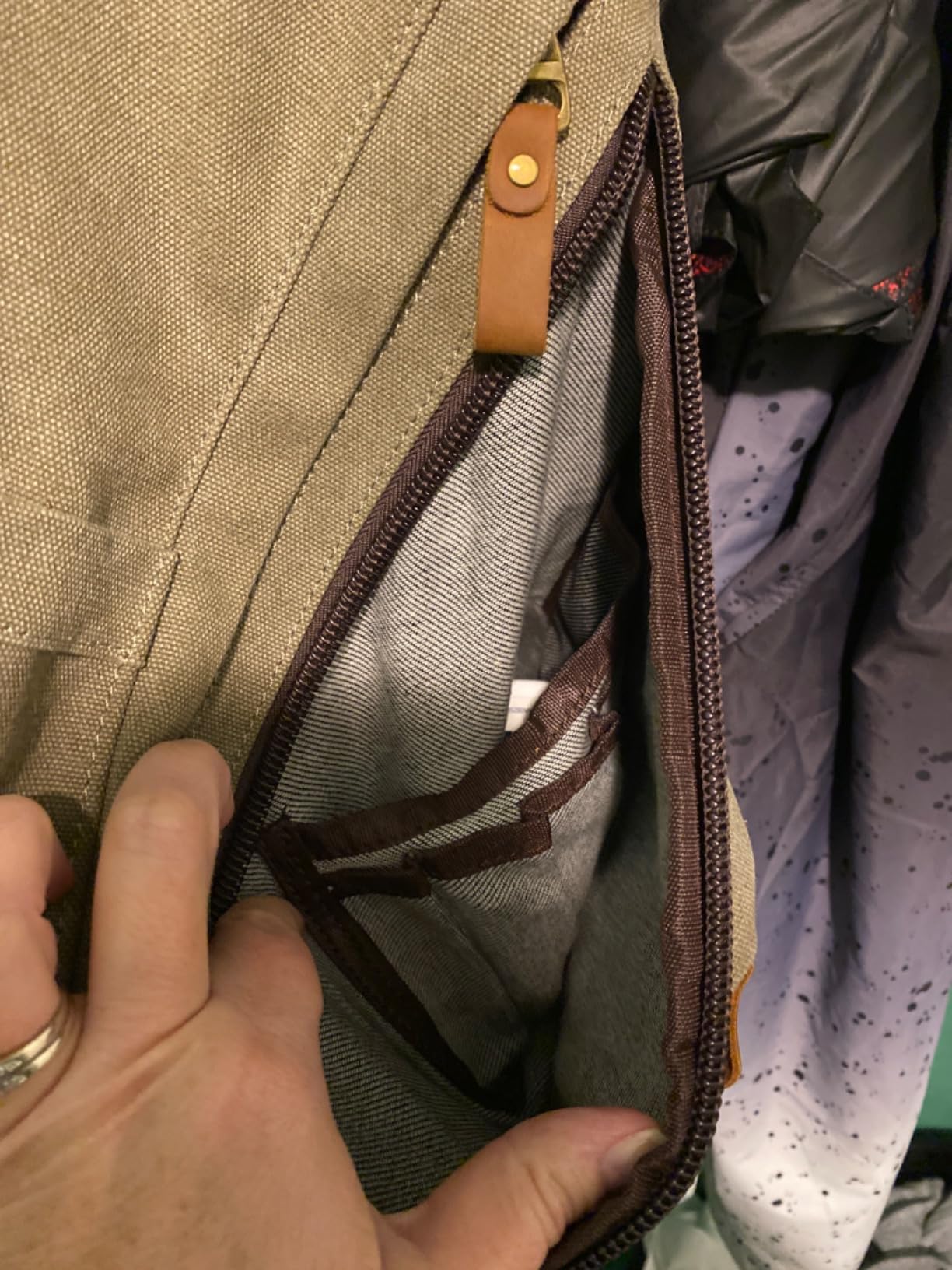 KL928 Canvas Sling Bag - Small Crossbody Backpack Shoulder Casual Daypack Rucksack for Men Women(Large Version,Olive Green) customer photo 1