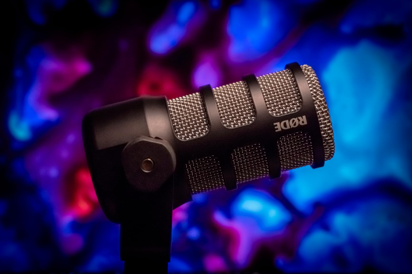 RØDE PodMic Cardioid Dynamic Broadcast Microphone, XLR customer photo 2