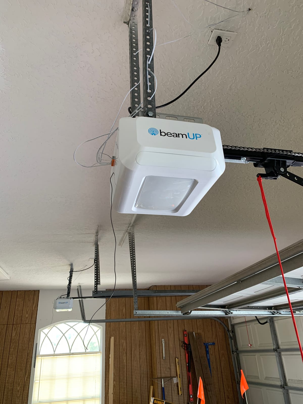 Workhorse BU100 Overhead Garage Door Opener with Heavy-Duty Chain Drive for Single or Double Doors, Wall Mount, and Remote Garage Opener Included, Quick and Easy Installation, White customer photo 1