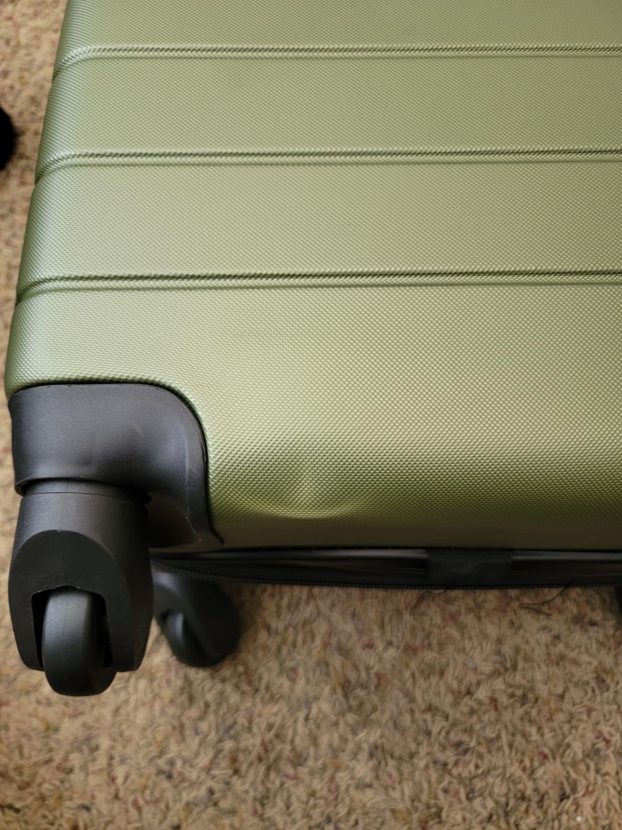 Wrangler Smart Spinner Hardside Luggage, 22-Inch Carry-On, Olive Green customer photo 2