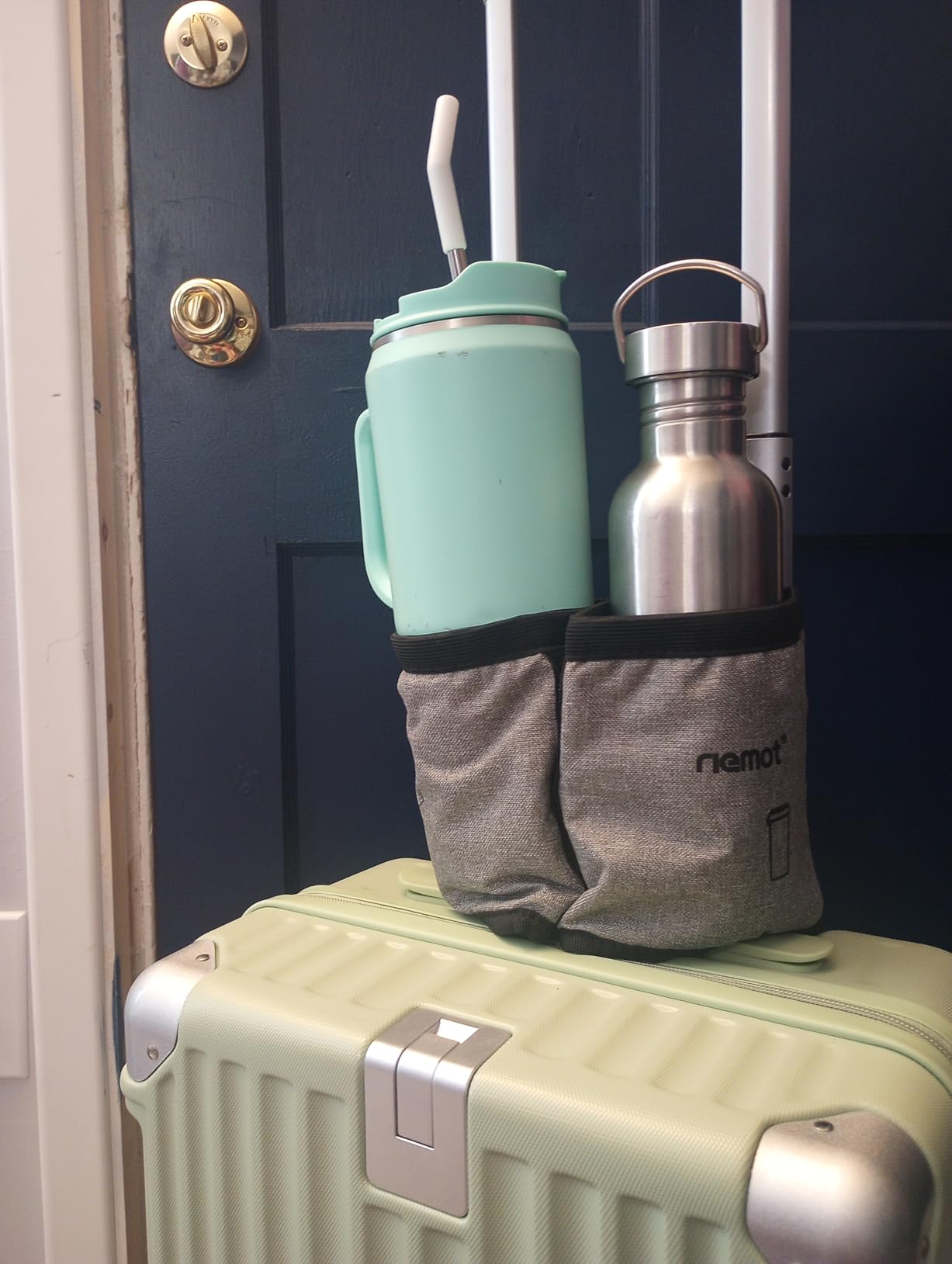 riemot Luggage Travel Cup Holder Free Hand Drink Carrier - Hold Two Coffee Mugs - Fits Roll on Suitcase Handles - Gifts for Flight Attendants Travelers Accessories Grey customer photo 1