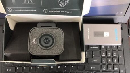 Logitech StreamCam Premium Webcam for Streaming and Content Creation, Full HD 1080p 60 fps, Works with Microsoft Teams, Google Meet, Zoom, Nintendo Switch 2’s new GameChat mode, for PC/Mac – Graphite customer photo 1
