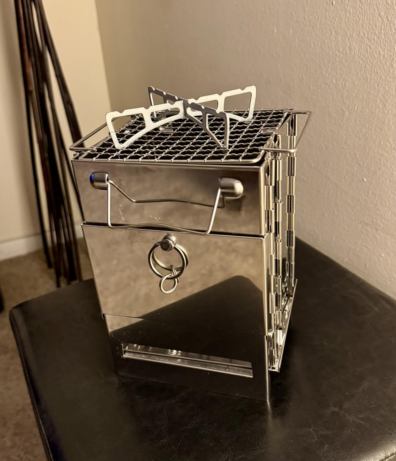 REDCAMP Wood Burning Folding Camp Stove Stainless Steel Grid, Portable Collapsible Backpacking Stove Survival Rocket Stove for Hiking Outdoor Tent Camping Picnic BBQ, Samll customer photo 1