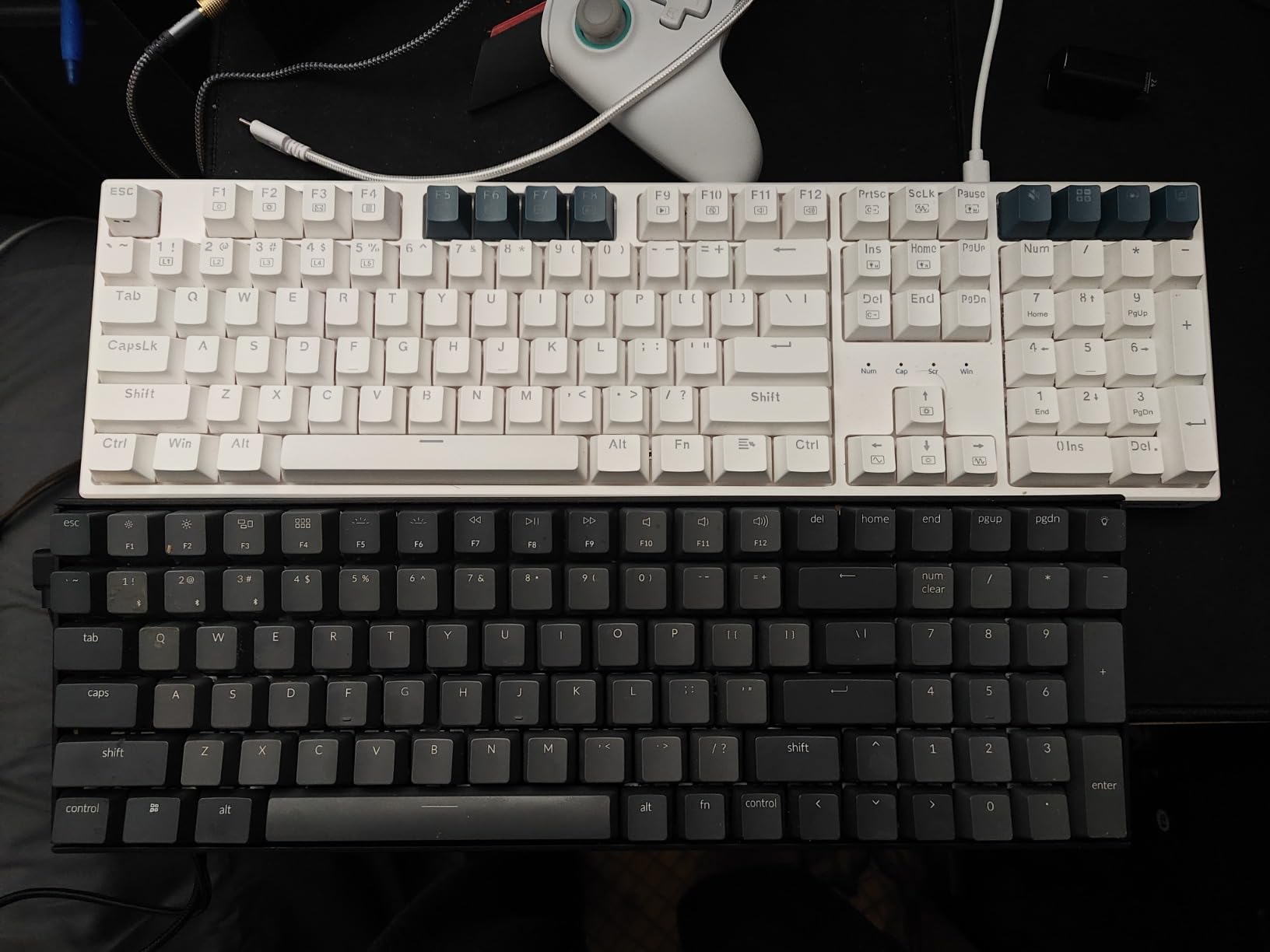 Keychron K4 96% Layout 100 Keys Wireless Bluetooth 5.1/Wired USB Mechanical Gaming Keyboard with Keychron Super Red Switch White LED Backlight N-Key Rollover for Mac Windows PC-Version 2 customer photo 2