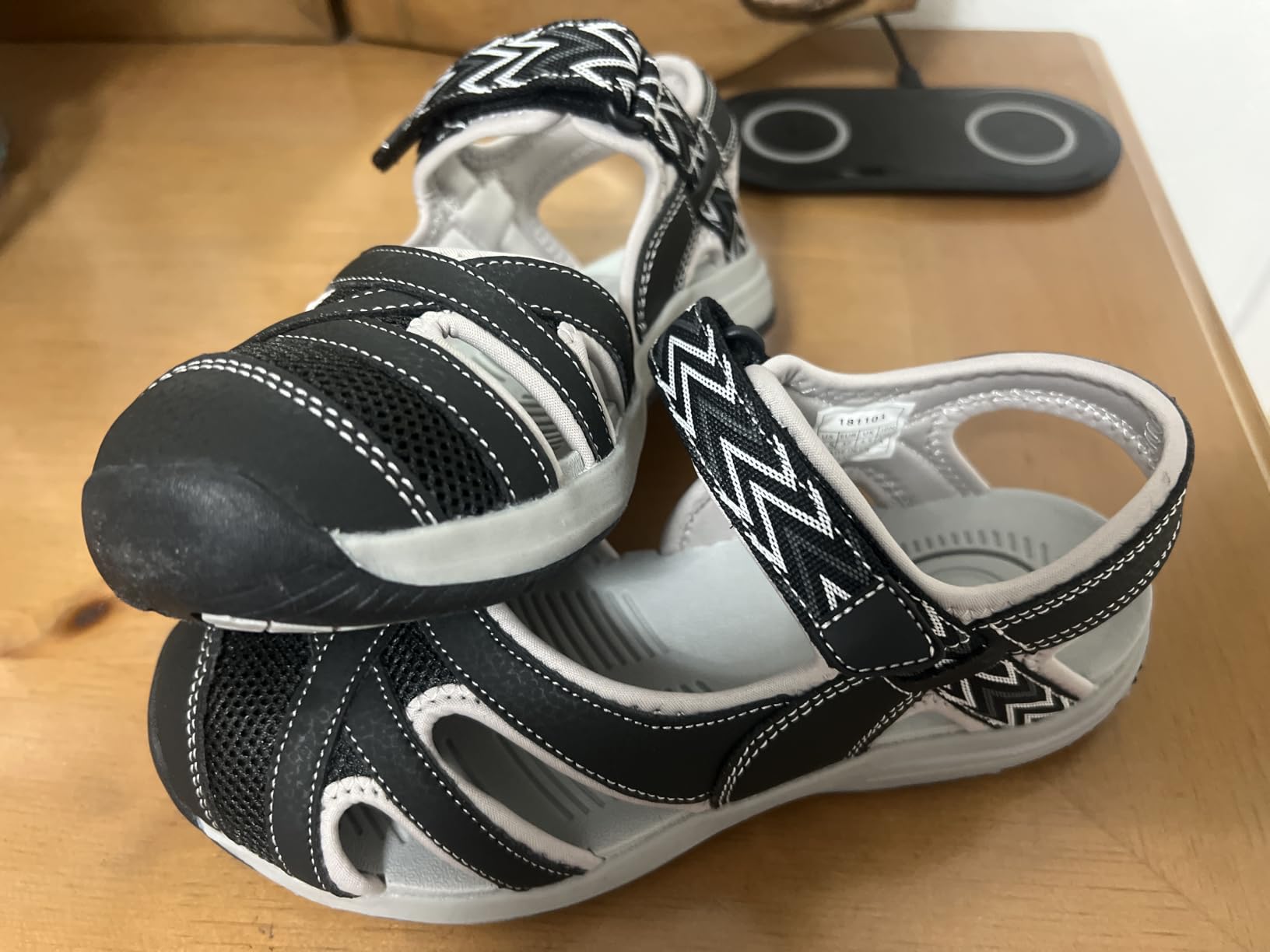 DREAM PAIRS Women's Sport Athletic Sandals Hiking Sandals customer photo 1