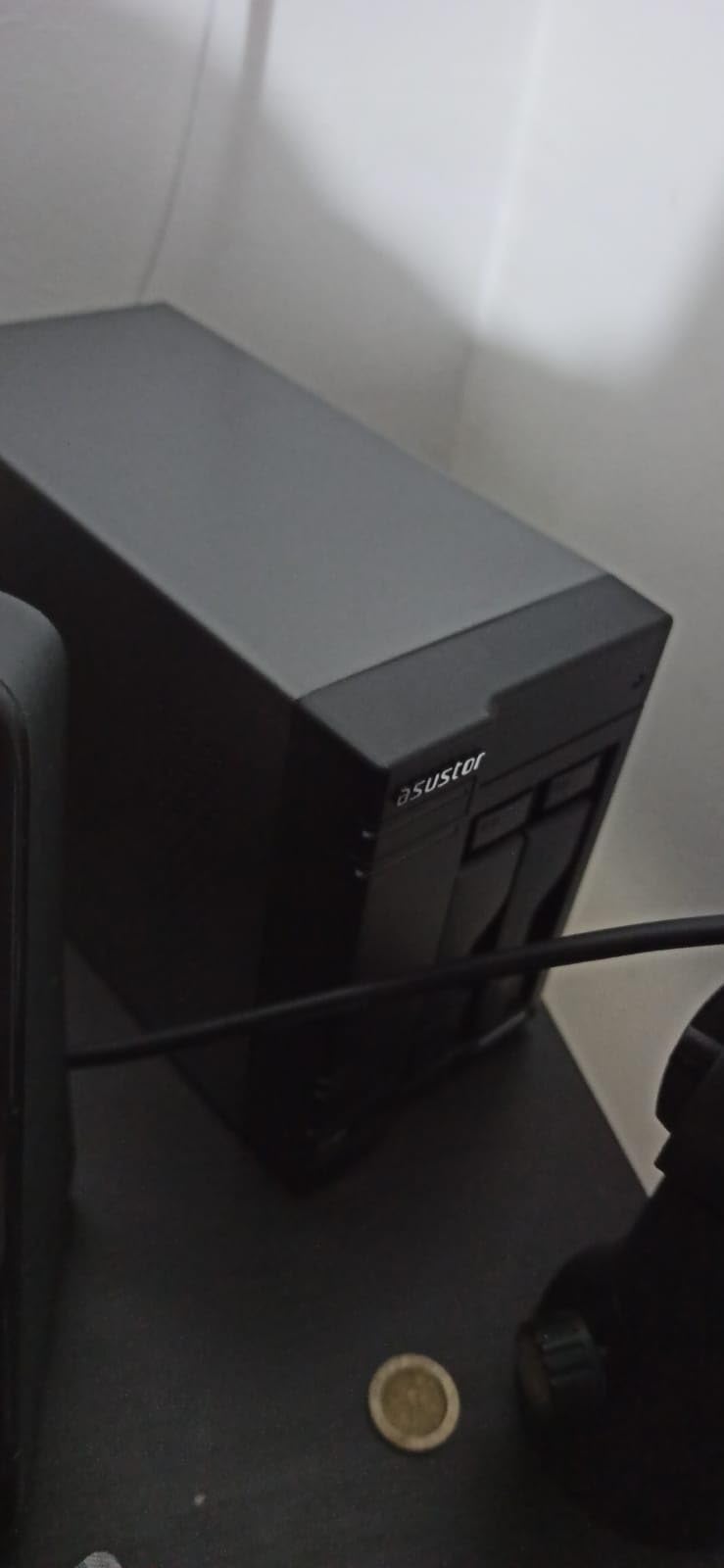 Asustor Lockerstor 10 AS6510T - 10 Bay NAS for Small Business (Diskless) customer photo 2