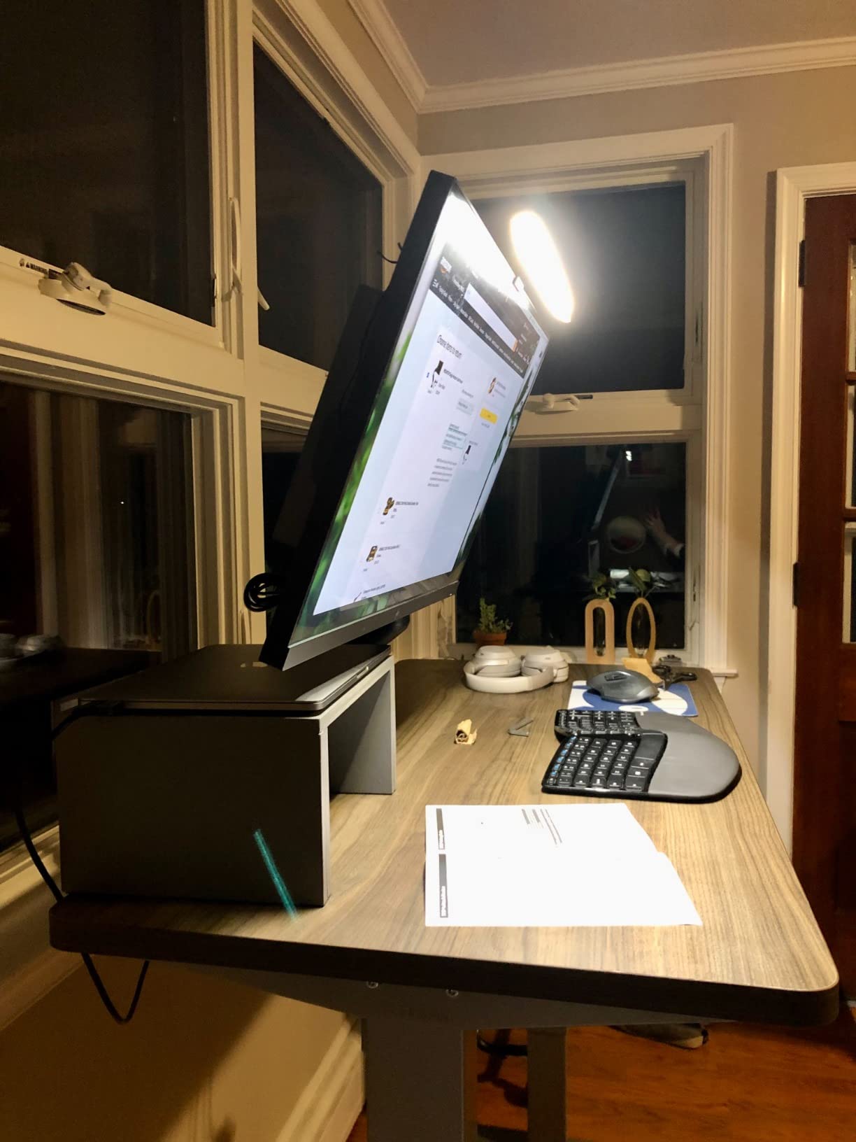 MOUNTUP Single Monitor Desk Mount Holds Screen up to 32 inch, Height Adjustable Monitor Arm, Full Motion Computer Monitors Stand with Clamp/Grommet Base, VESA Mounts Fit 4.4-19.8lbs Computer, Black customer photo 2