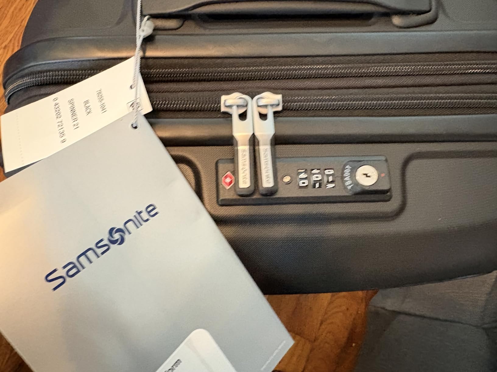 Samsonite Freeform Hardside Carry-On Luggage with Spinner Wheels - Hardshell Suitcase - TSA, Airline-Approved - Expandable Hard Shell, Smooth Rolling Wheels for Lightweight Travel - Mint Green customer photo 2