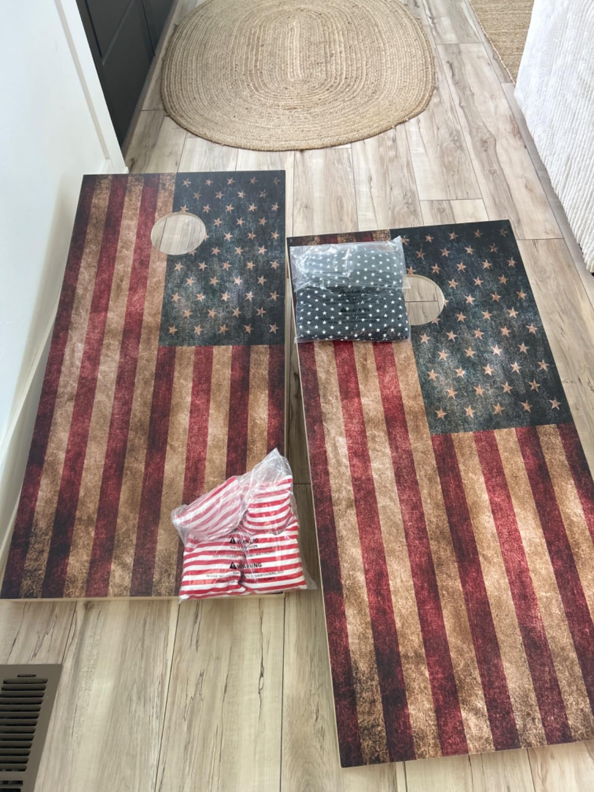 Tailgating Pros Regulation Cornhole Boards Flag Set - Includes 8 Bean Bags, Carrying Cases, and 4'x2' Corn Hole Toss Game customer photo 1