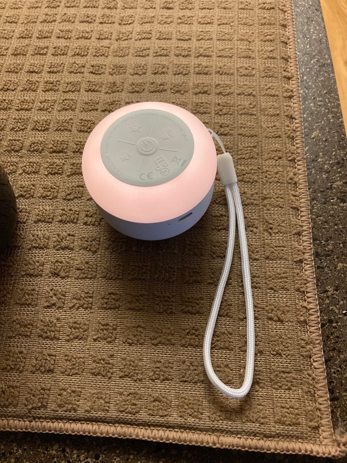 Yogasleep Travel Mini Portable White Noise Sound Machine, 6 Soothing Sounds, Volume Control, Dimmable Night Light, Sleep Therapy for Adults & Baby, USB Rechargeable, Lanyard Included customer photo 2