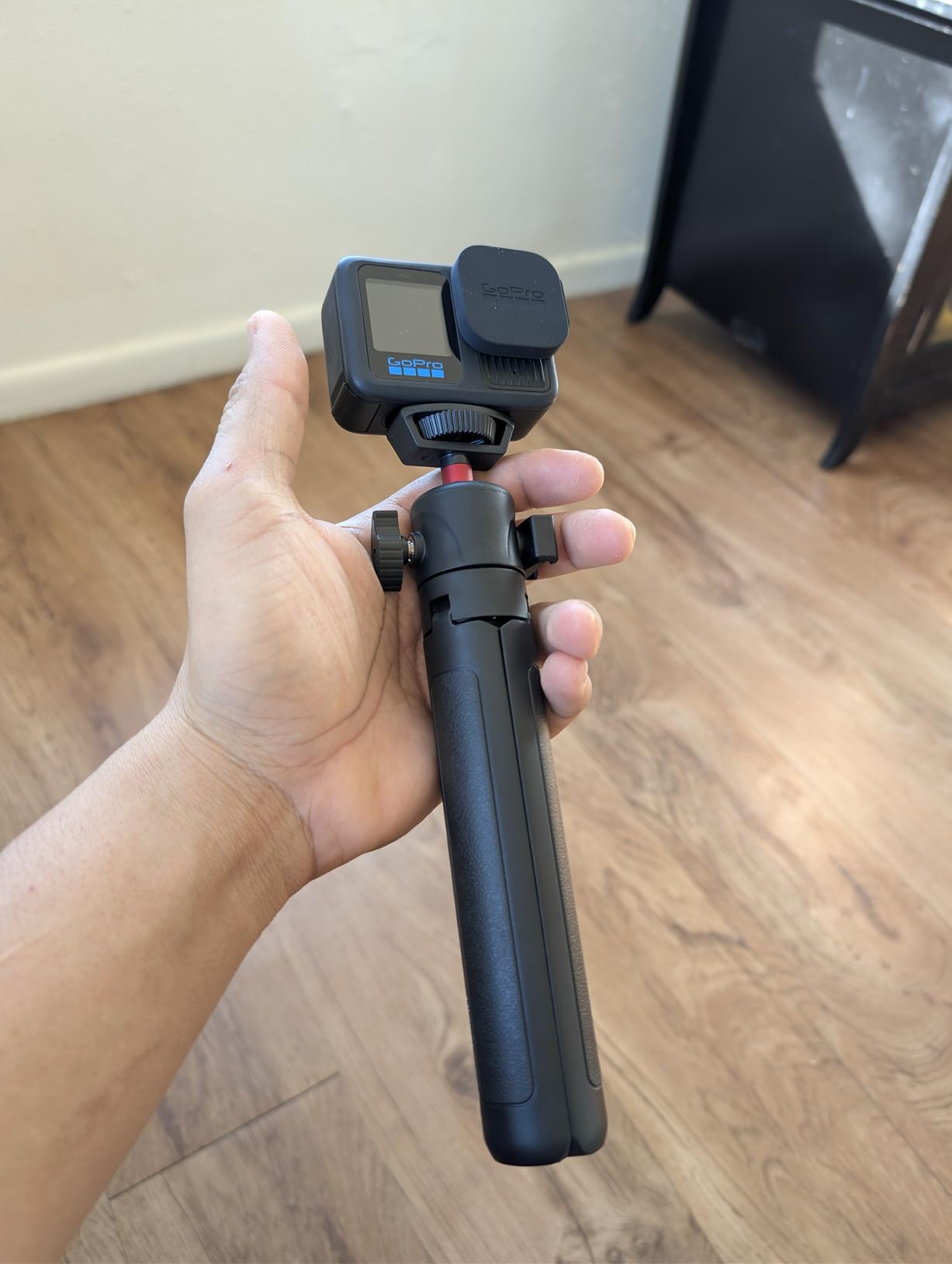 ULANZI MT-16 Extendable Mini Camera Tripod, 4 Levels Adjustment 360° Ball Head Cold Shoe Lightweight Portable Vlog Travel Selfie Stick Handle Grip Desktop Webcam Tripod for DSLR Action Camera customer photo 2
