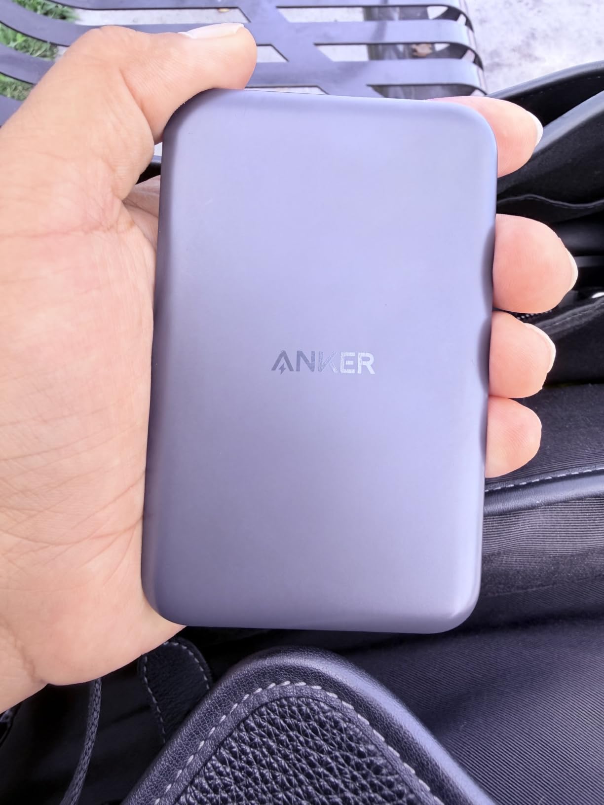 Anker 621 MagGo Power Bank, 5,000mAh Magnetic Portable Charger customer photo 1