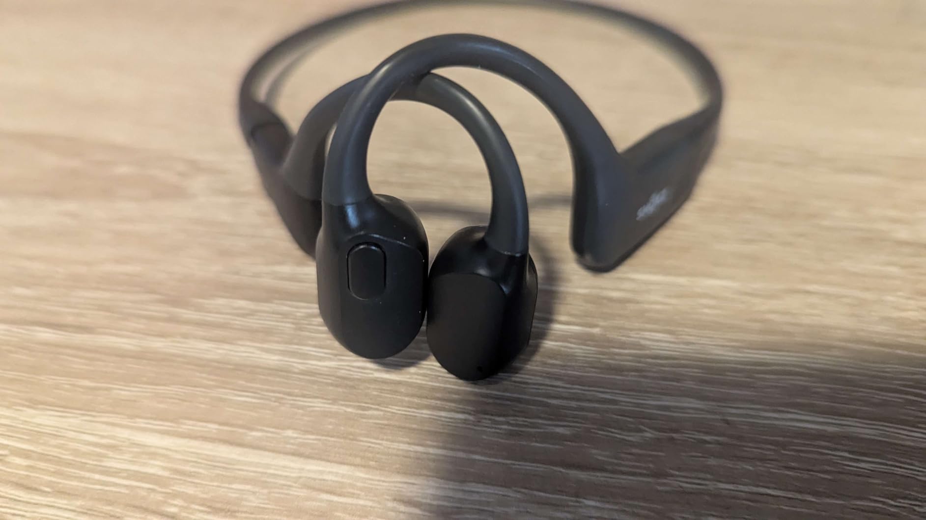 SHOKZ OpenRun Bone Conduction Open-Ear Bluetooth Sport Headphones, Black customer photo 1