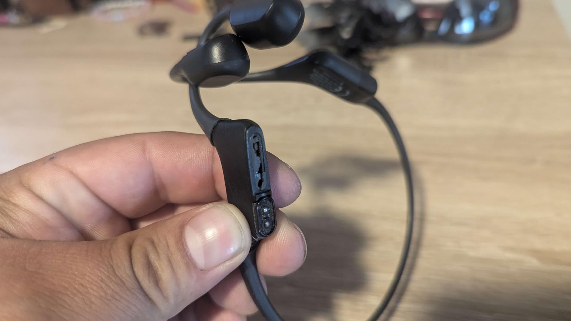 SHOKZ OpenRun Bone Conduction Open-Ear Bluetooth Sport Headphones, Black customer photo 2