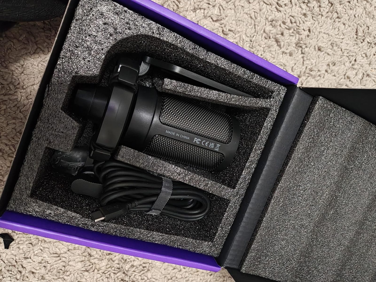 FIFINE AmpliGame A6V USB Gaming Microphone, Condenser RGB Mic for Streaming customer photo 2