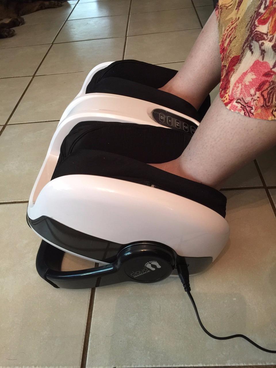 Cloud Massage Shiatsu Foot Massager with Heat, Standard Size, White customer photo 1