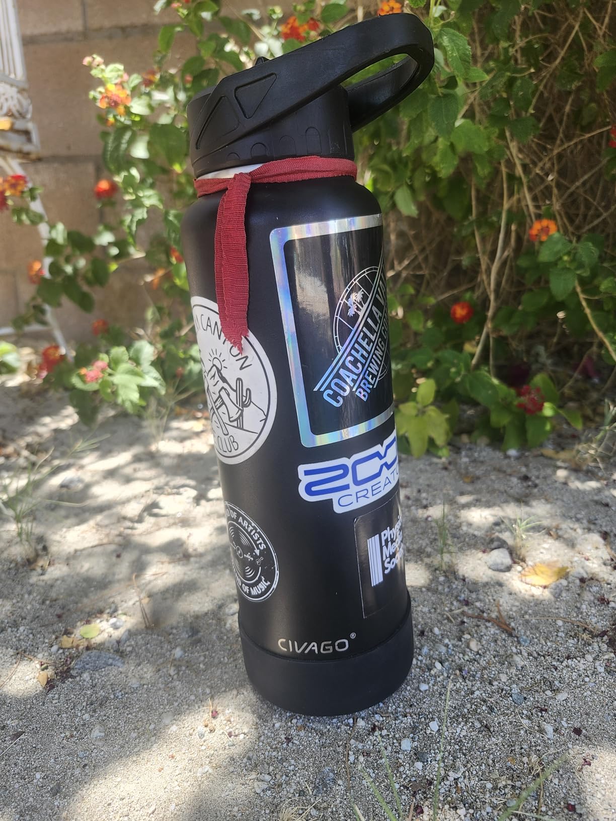 CIVAGO 32 oz Insulated Stainless Steel Water Bottle With Straw and 3 Lids customer photo 2