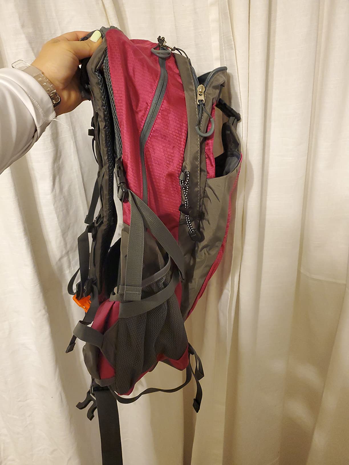 SPEEDPARK 40L Hiking Backpack, Lightweight Camping Daypack with Rain Cover customer photo 1