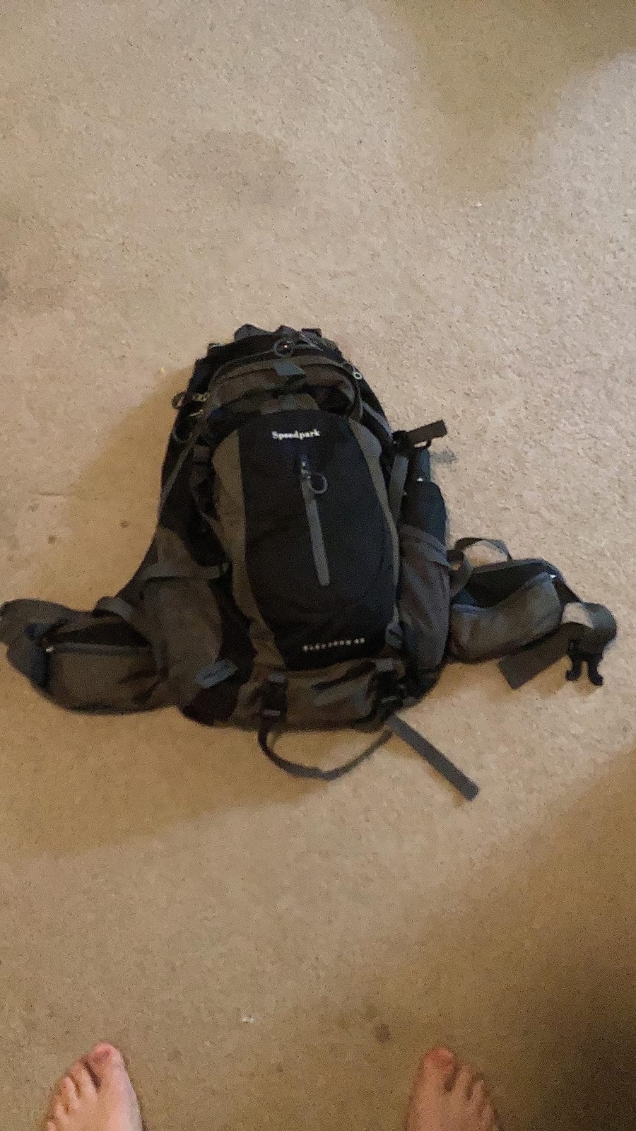 SPEEDPARK 40L Hiking Backpack, Lightweight Camping Daypack with Rain Cover customer photo 2