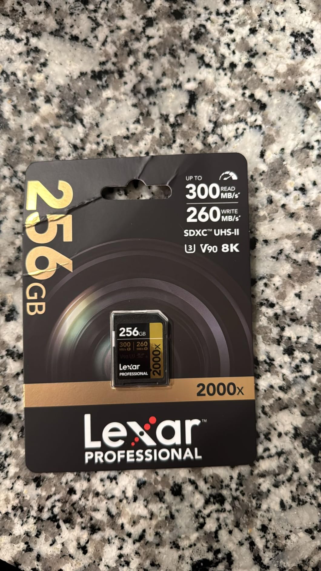 Lexar 256GB 2000x SD Memory Card, 300MB/s Read, 8K, V90, U3, UHS-II customer photo 2